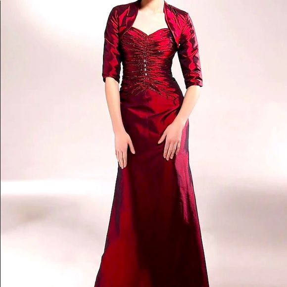 Sweetheart Taffeta Red Gown (prom, wedding, evening, formal event) - Picture 1 of 8